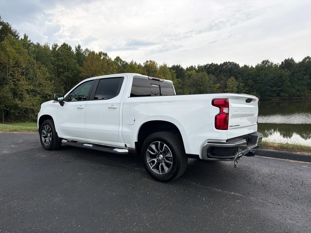 Chevrolet Silverado 1500 4WD Crew Cab 147" LT w/1LT 2021