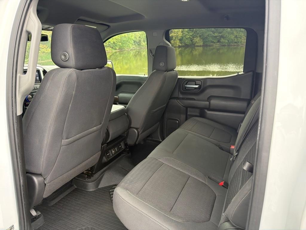 Chevrolet Silverado 1500 4WD Crew Cab 147" LT w/1LT 2021