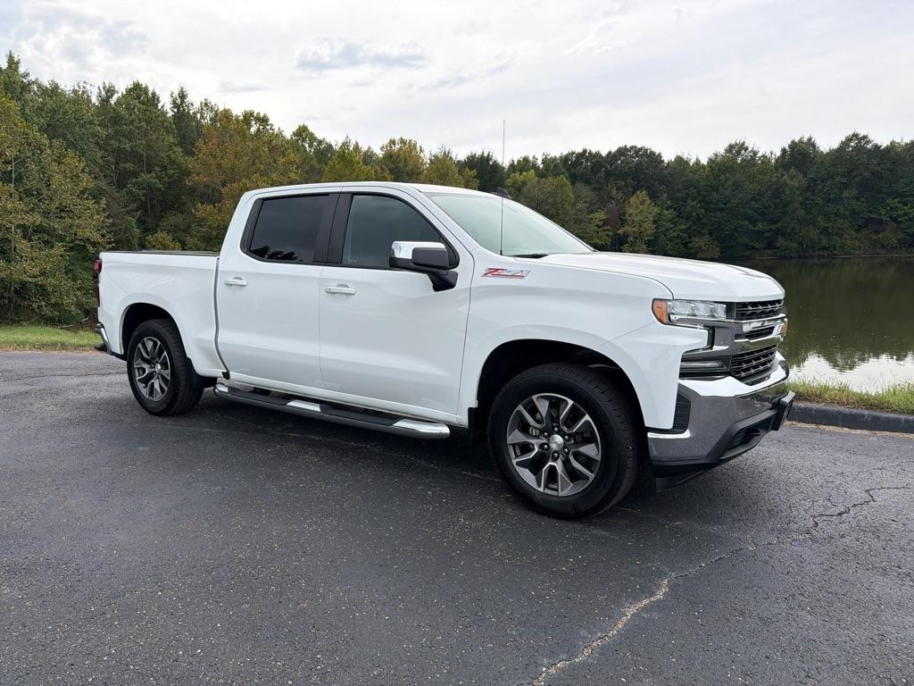 Chevrolet Silverado 1500 4WD Crew Cab 147" LT w/1LT 2021