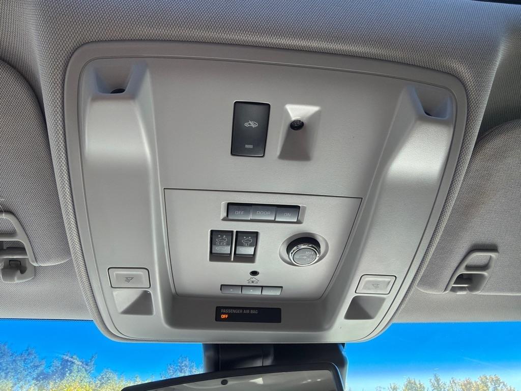 GMC Yukon 2WD 4dr Denali 2019
