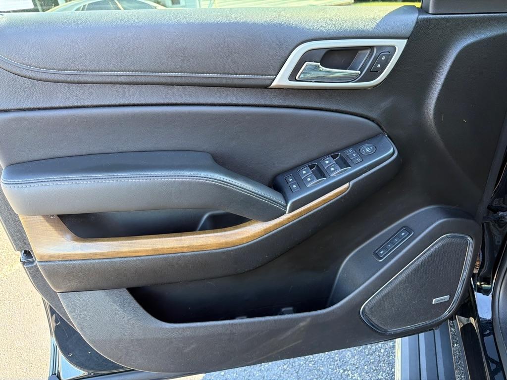 GMC Yukon 2WD 4dr Denali 2019