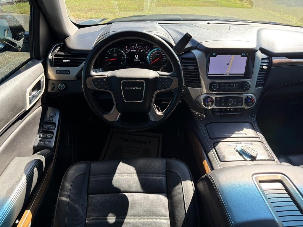 GMC Yukon 2WD 4dr Denali 2019