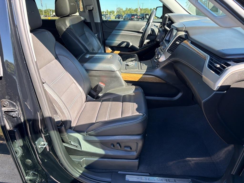 GMC Yukon 2WD 4dr Denali 2019