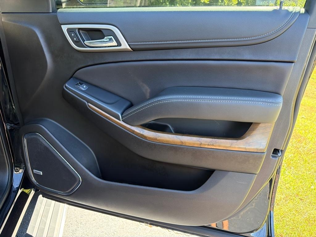 GMC Yukon 2WD 4dr Denali 2019