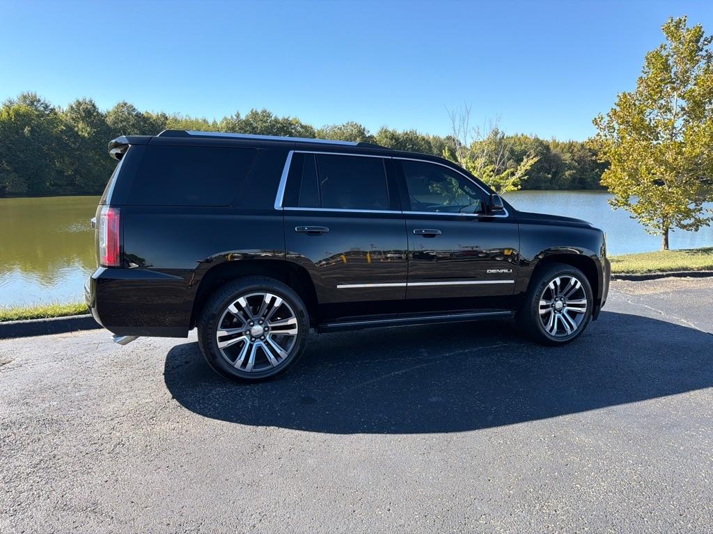 GMC Yukon 2WD 4dr Denali 2019