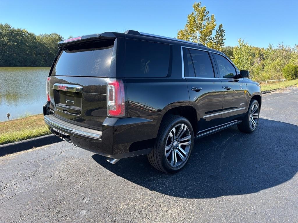 GMC Yukon 2WD 4dr Denali 2019