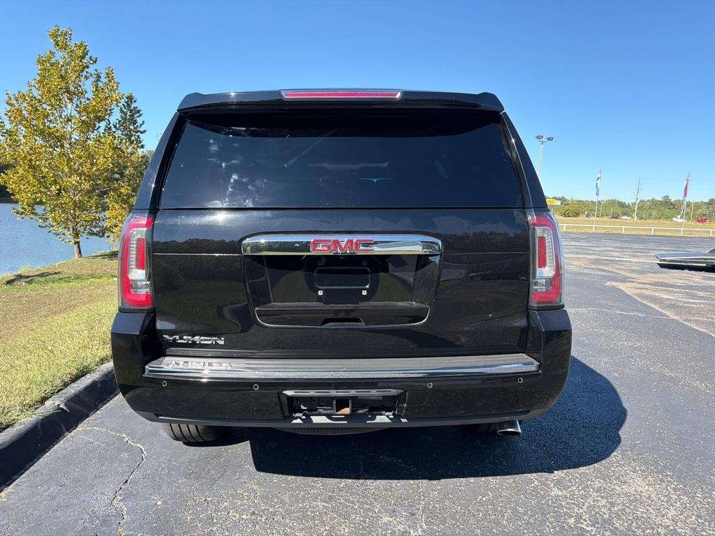 GMC Yukon 2WD 4dr Denali 2019