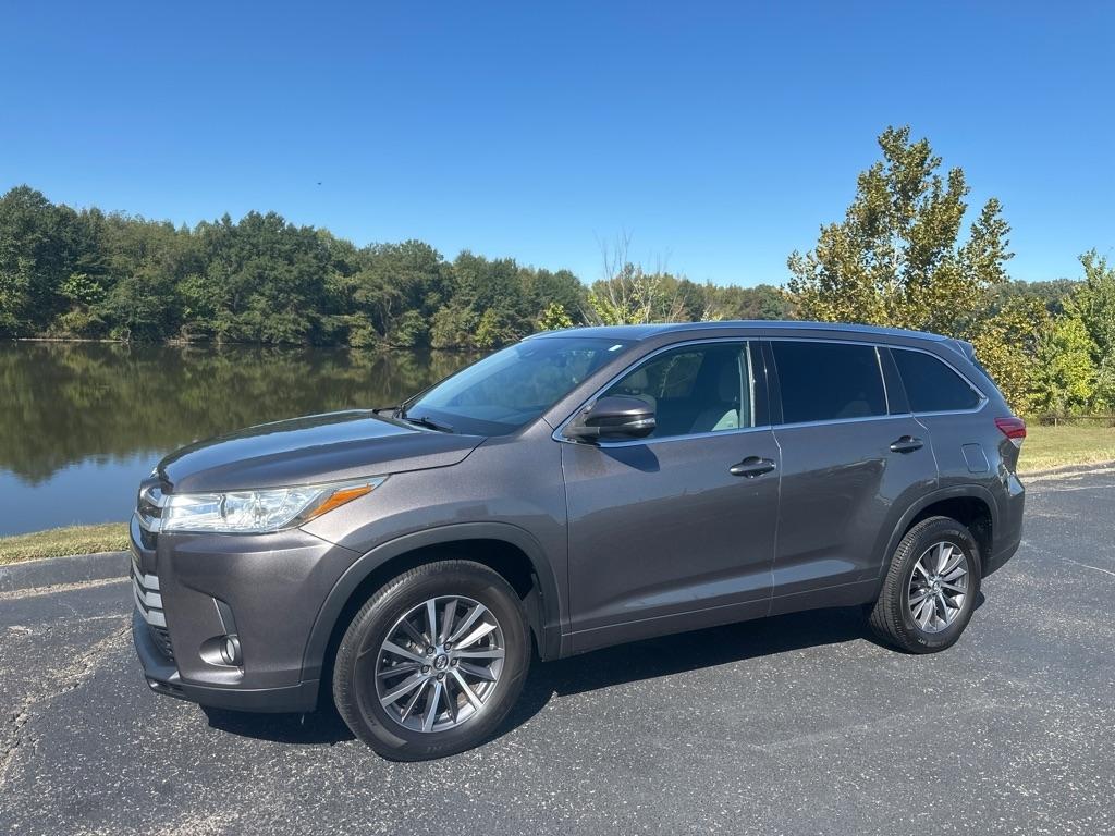 Toyota Highlander XLE V6 FWD (Natl) 2017