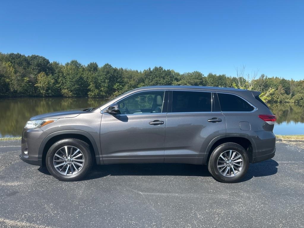 Toyota Highlander XLE V6 FWD (Natl) 2017