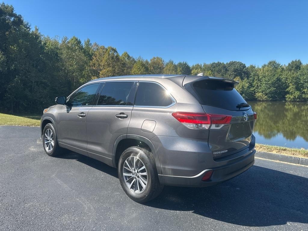 Toyota Highlander XLE V6 FWD (Natl) 2017