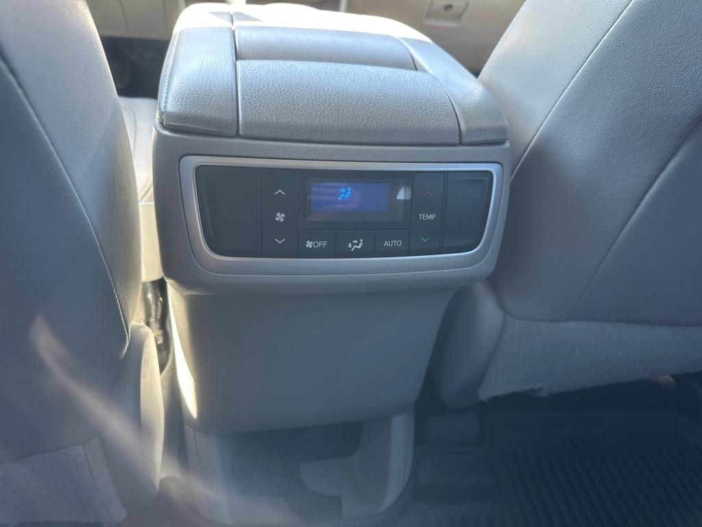 Toyota Highlander XLE V6 FWD (Natl) 2017