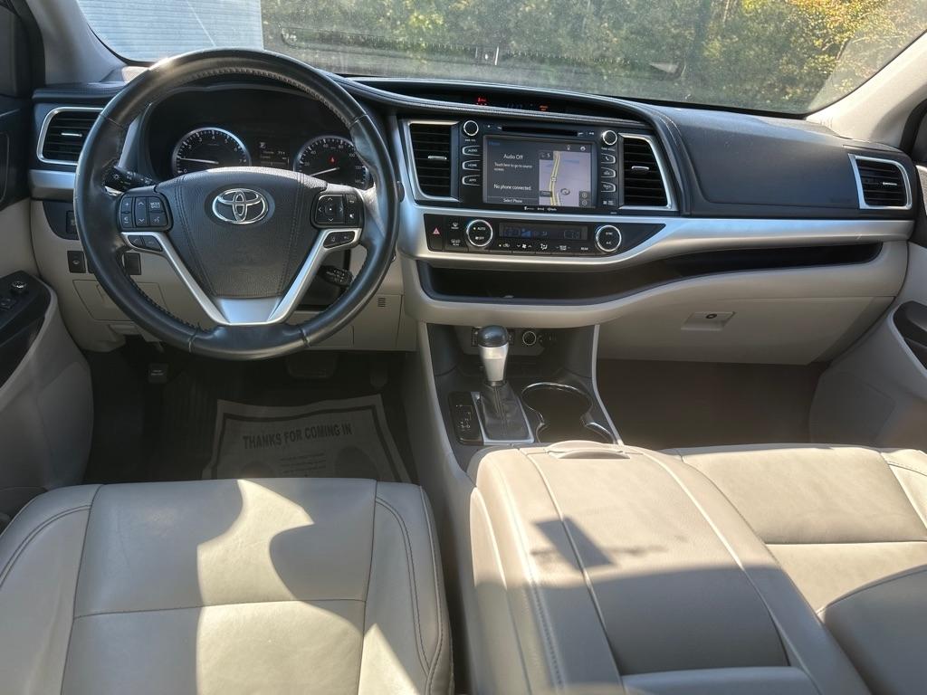 Toyota Highlander XLE V6 FWD (Natl) 2017