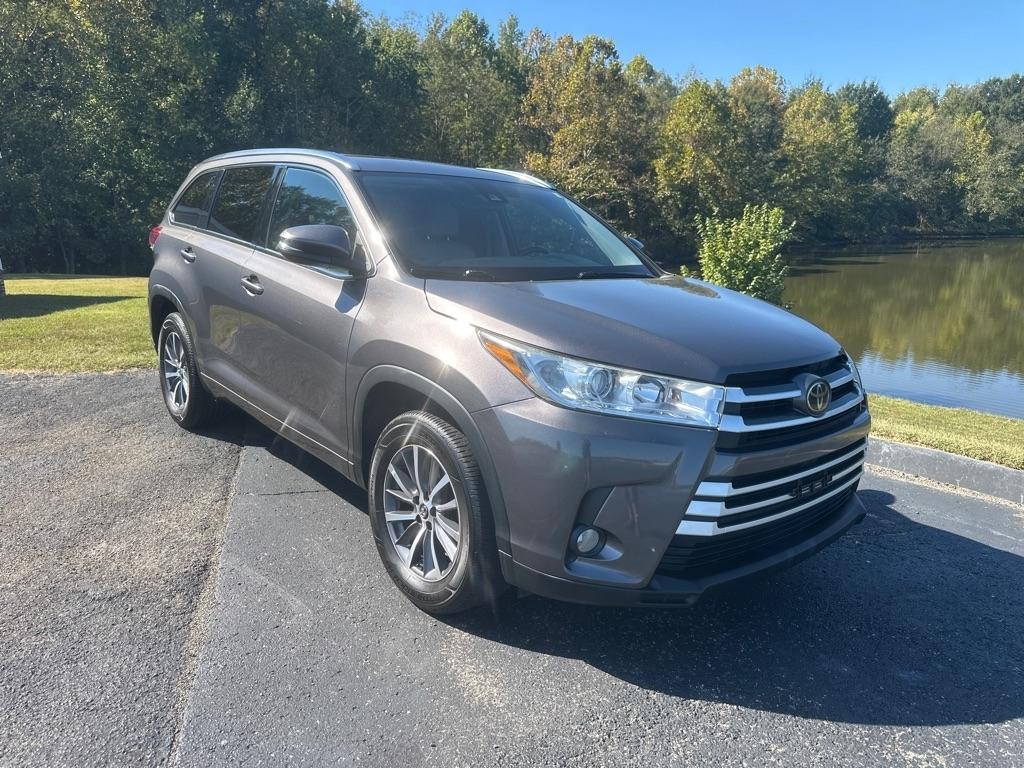 Toyota Highlander XLE V6 FWD (Natl) 2017