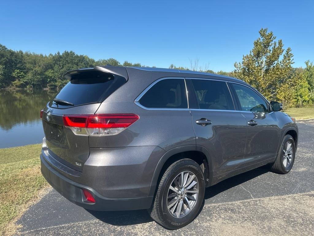 Toyota Highlander XLE V6 FWD (Natl) 2017