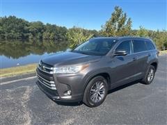 2017 Toyota Highlander 