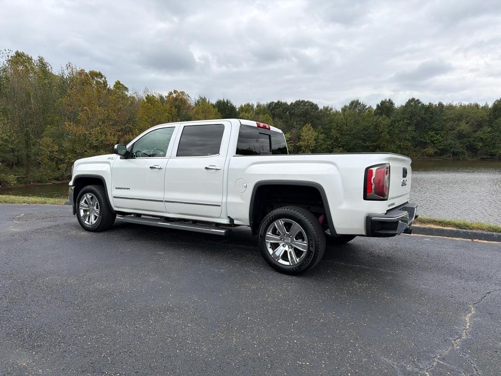 GMC Sierra 1500 4WD Crew Cab 143.5" SLT 2018