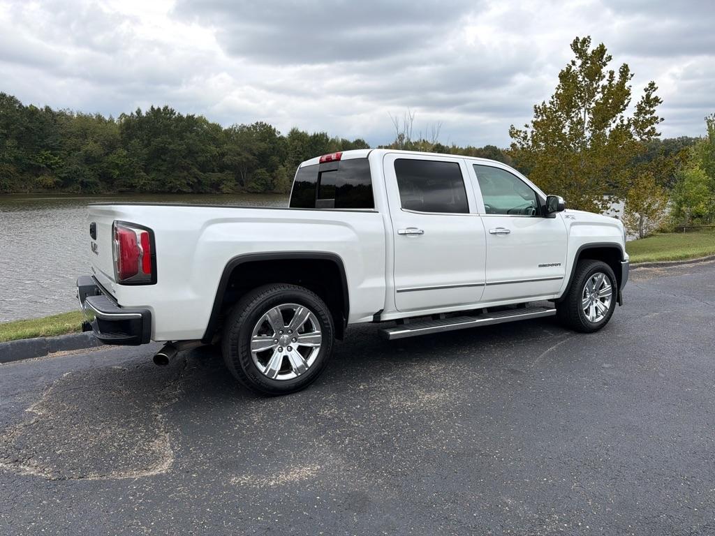 GMC Sierra 1500 4WD Crew Cab 143.5" SLT 2018