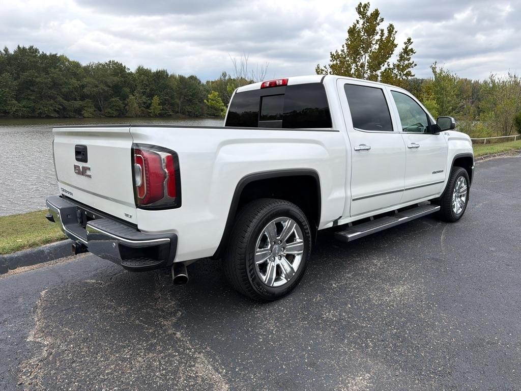 GMC Sierra 1500 4WD Crew Cab 143.5" SLT 2018