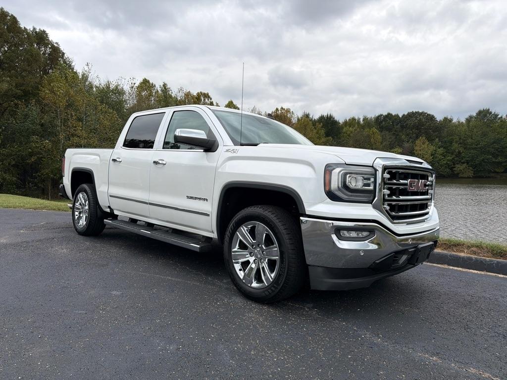 GMC Sierra 1500 4WD Crew Cab 143.5" SLT 2018