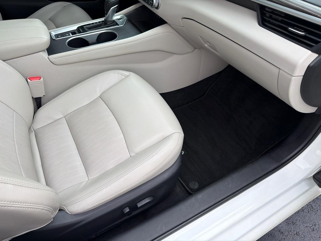 Nissan Altima 2.5 SL Sedan 2019