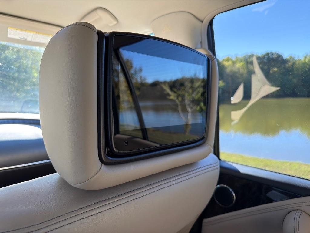Nissan Armada 4x2 Platinum 2022