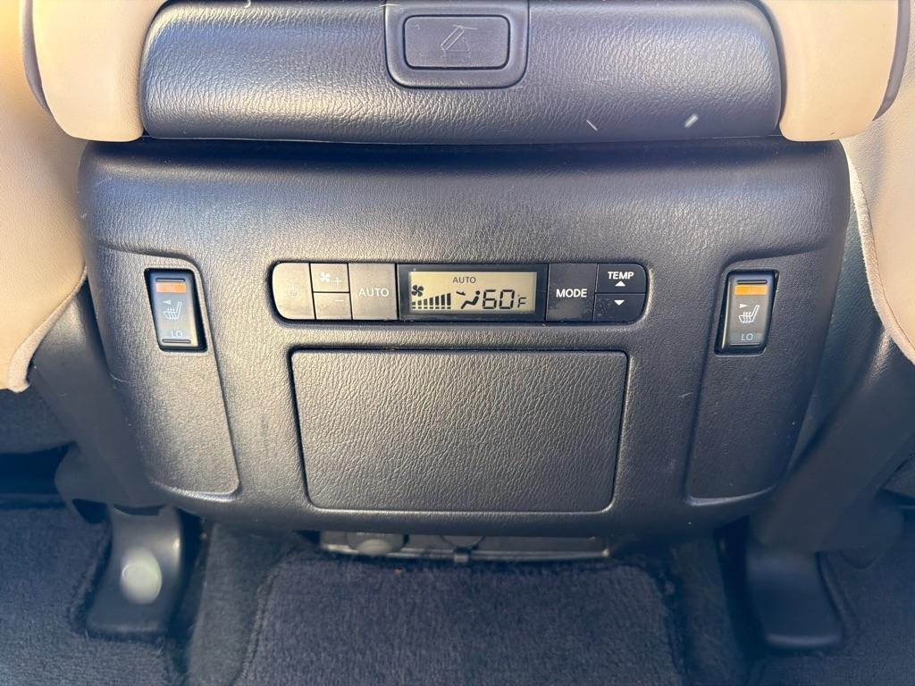 Nissan Armada 4x2 Platinum 2022