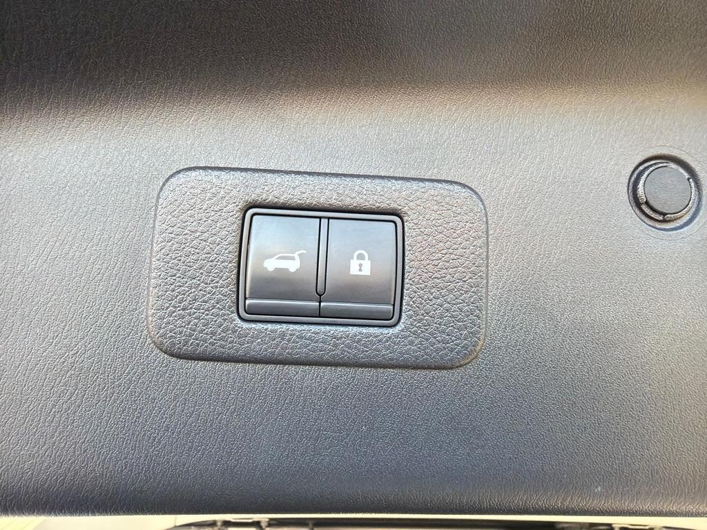 Nissan Armada 4x2 Platinum 2022