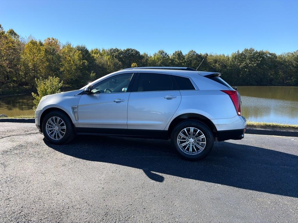Cadillac SRX FWD 4dr Luxury Collection 2016