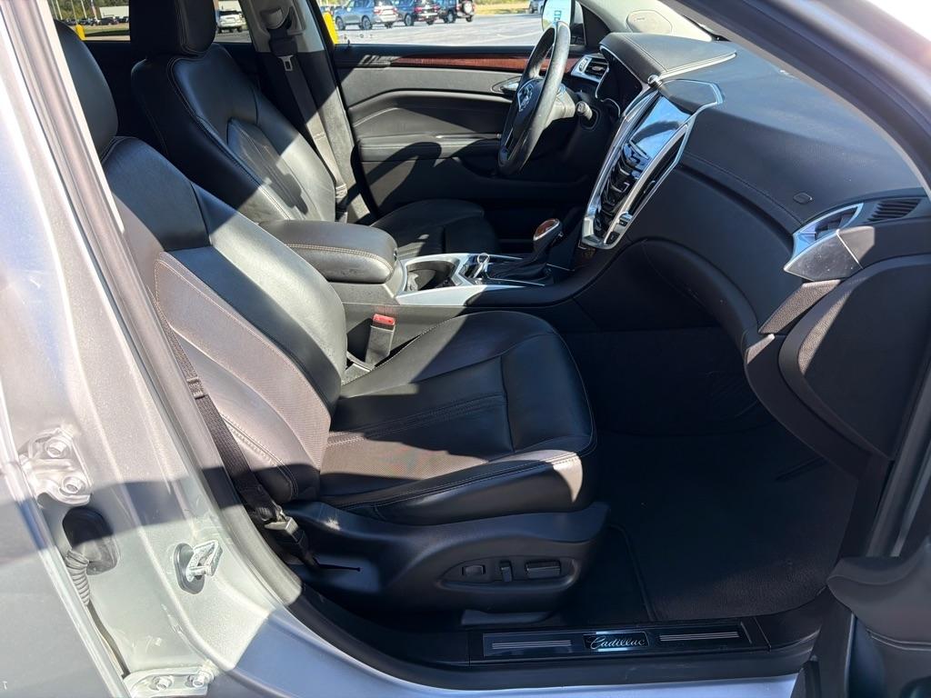 Cadillac SRX FWD 4dr Luxury Collection 2016