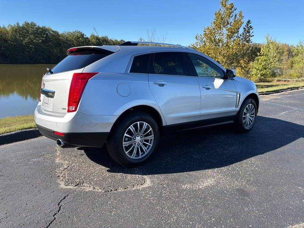 Cadillac SRX FWD 4dr Luxury Collection 2016