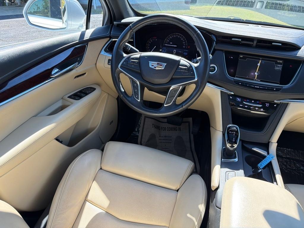 Cadillac XT5 AWD 4dr Luxury 2017