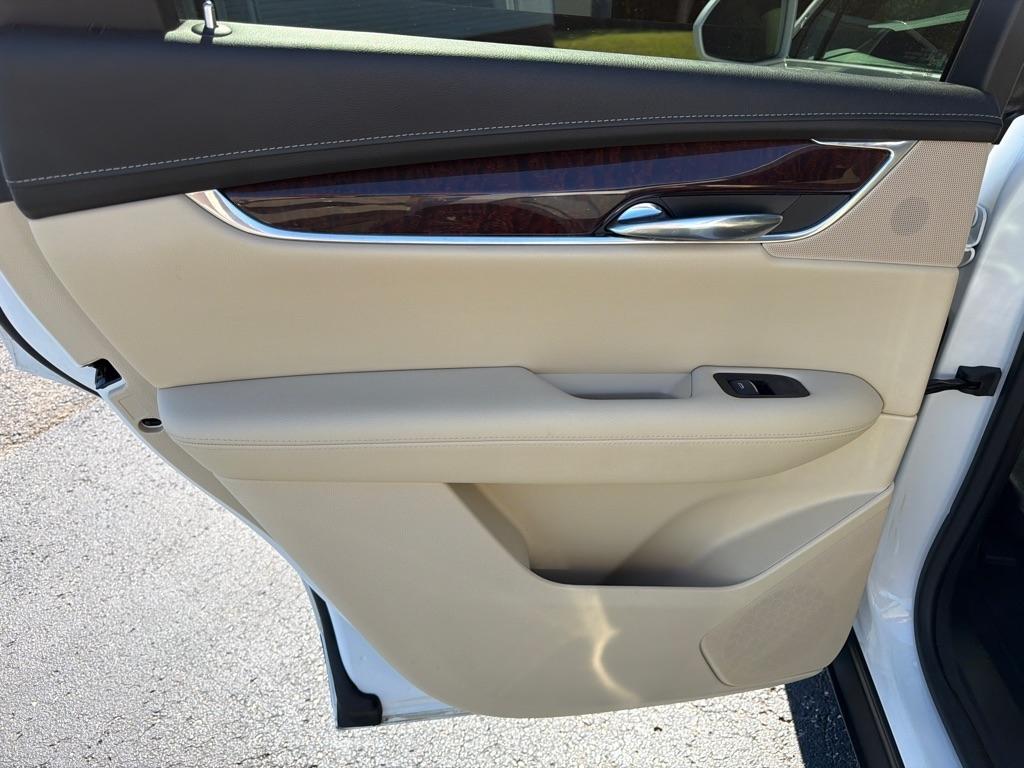 Cadillac XT5 AWD 4dr Luxury 2017