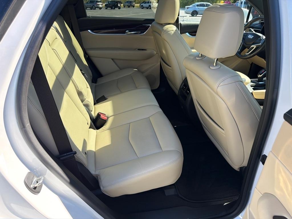 Cadillac XT5 AWD 4dr Luxury 2017