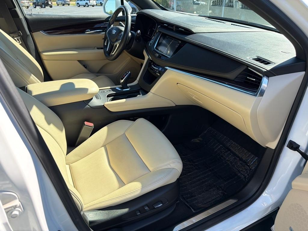 Cadillac XT5 AWD 4dr Luxury 2017