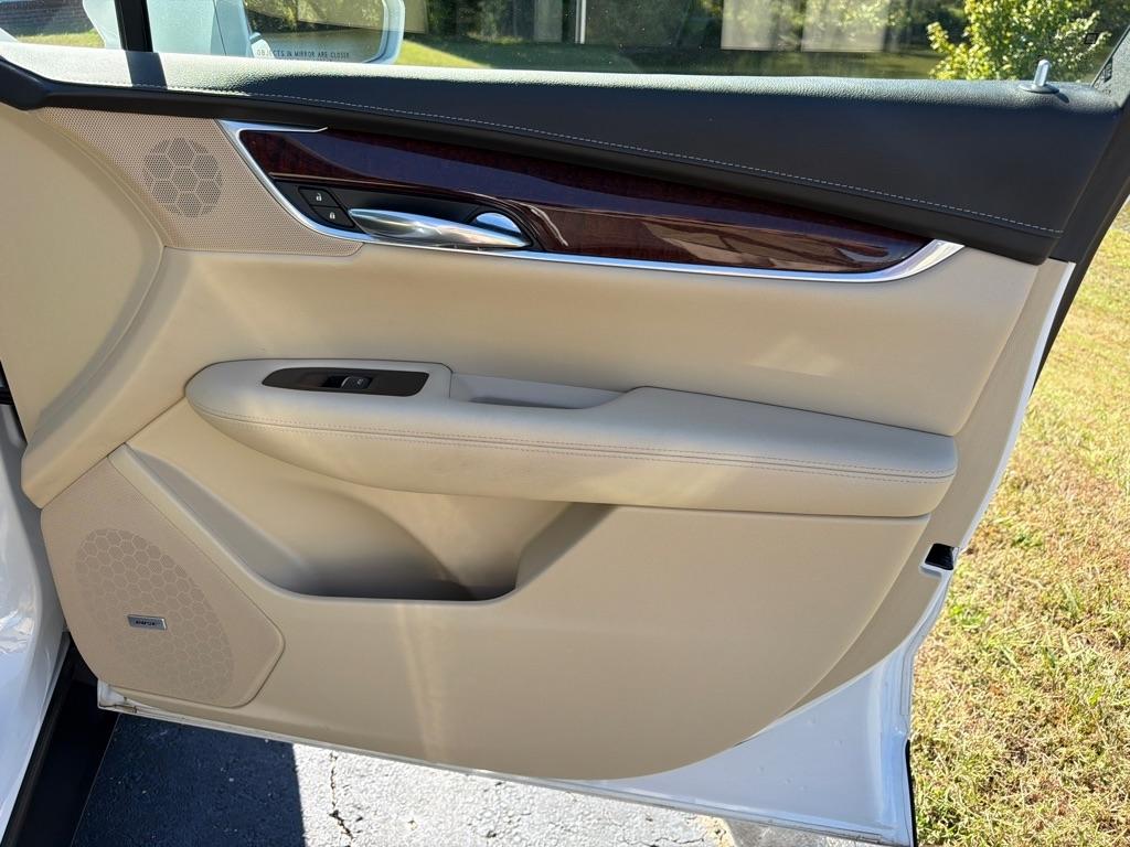 Cadillac XT5 AWD 4dr Luxury 2017