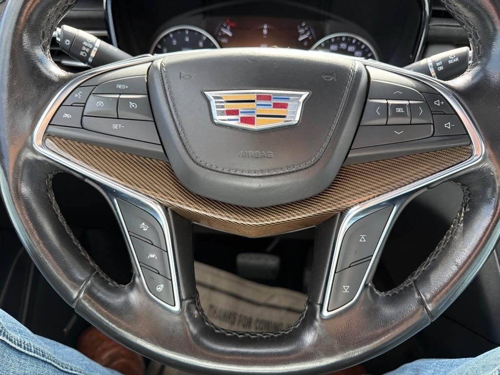 Cadillac XT5 AWD 4dr Platinum 2019