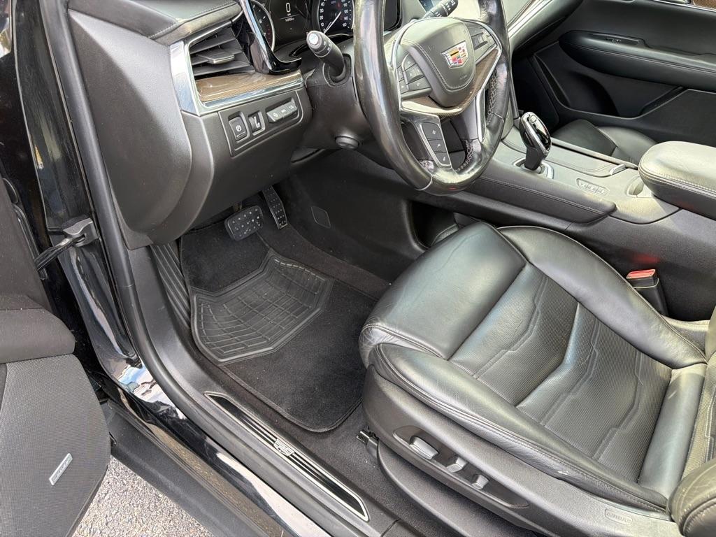 Cadillac XT5 AWD 4dr Platinum 2019