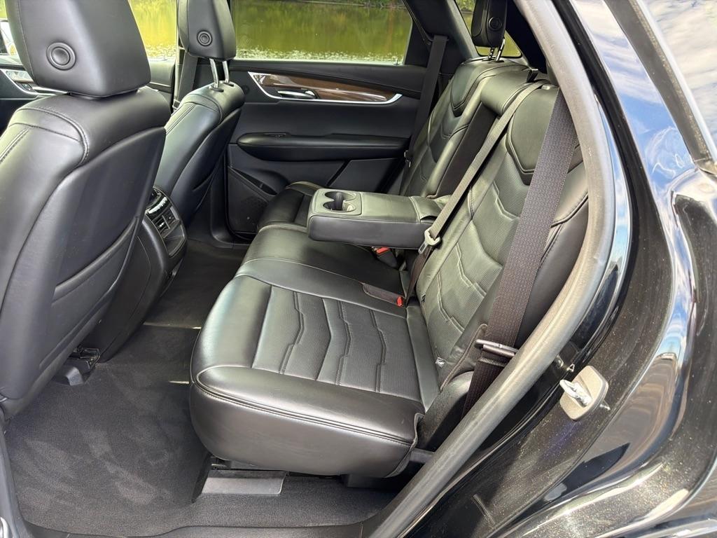 Cadillac XT5 AWD 4dr Platinum 2019