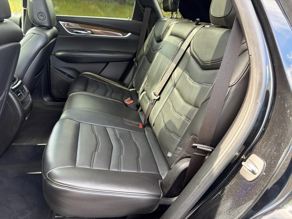 Cadillac XT5 AWD 4dr Platinum 2019