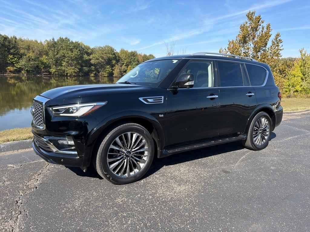 Infiniti QX80 LUXE AWD 2019
