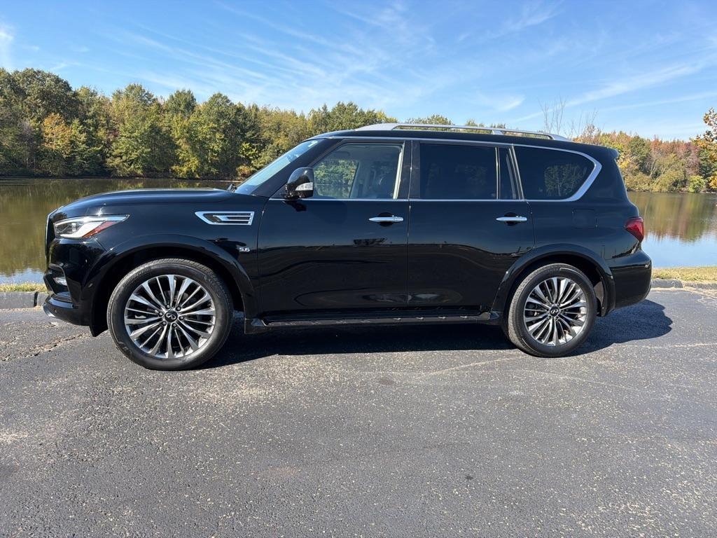 Infiniti QX80 LUXE AWD 2019