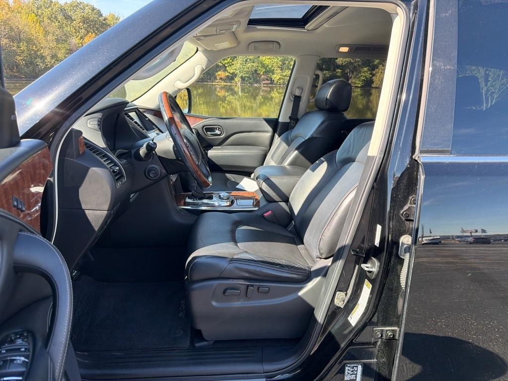 Infiniti QX80 LUXE AWD 2019