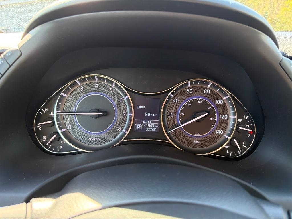 Infiniti QX80 LUXE AWD 2019