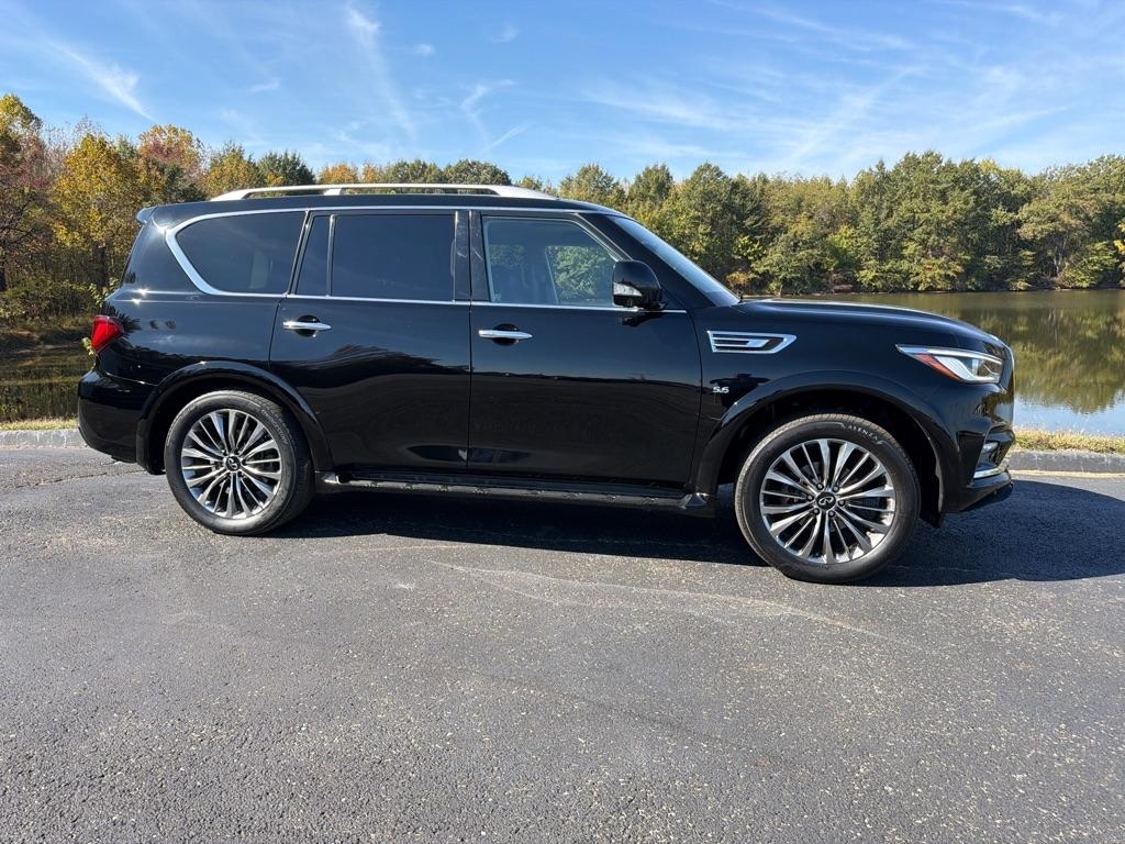 Infiniti QX80 LUXE AWD 2019