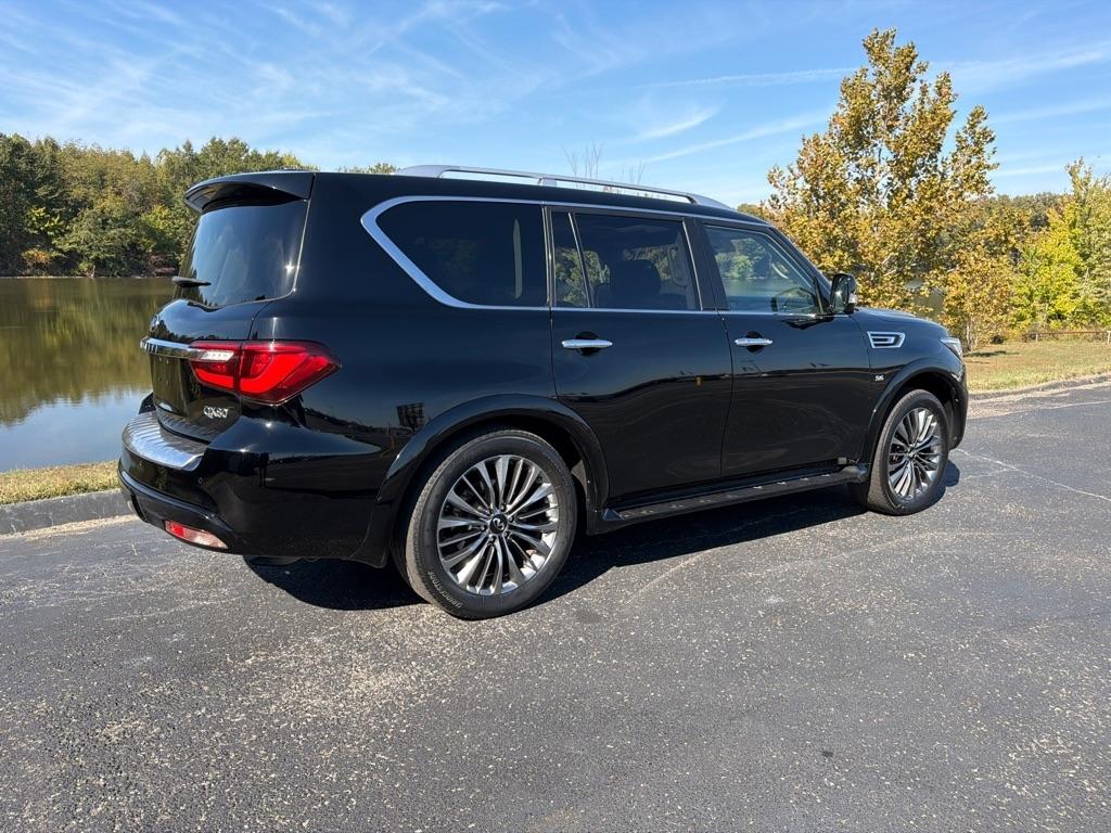 Infiniti QX80 LUXE AWD 2019