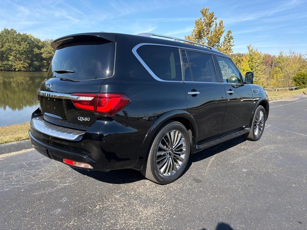 Infiniti QX80 LUXE AWD 2019