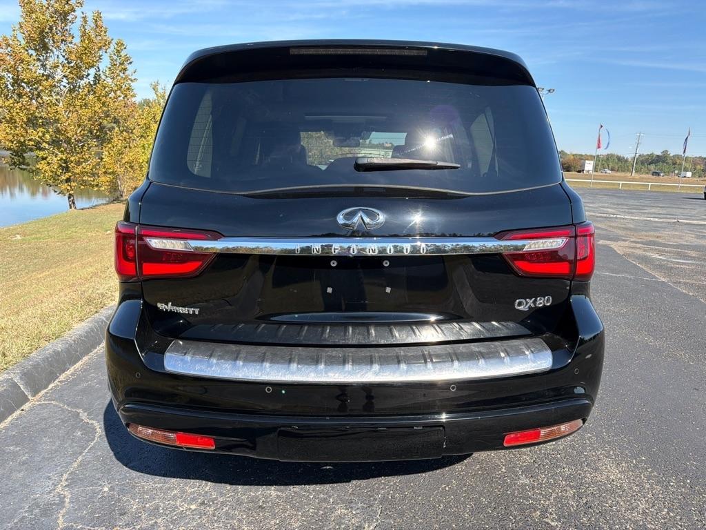 Infiniti QX80 LUXE AWD 2019