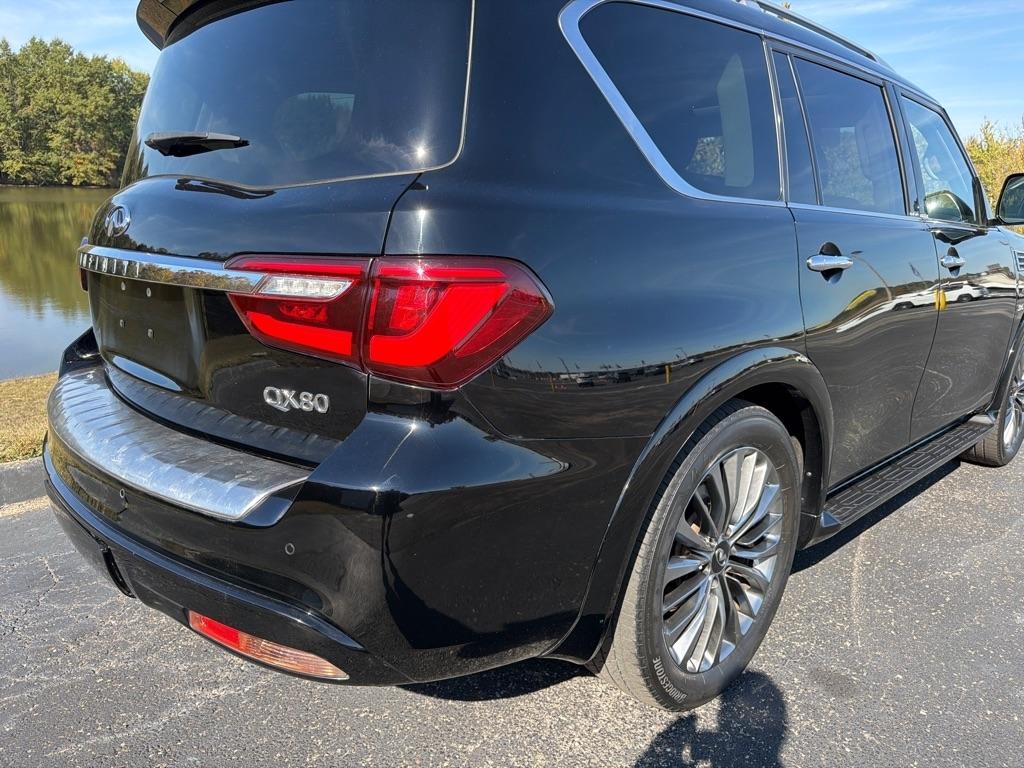 Infiniti QX80 LUXE AWD 2019