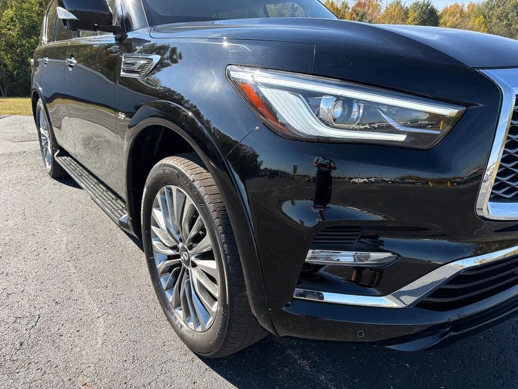 Infiniti QX80 LUXE AWD 2019