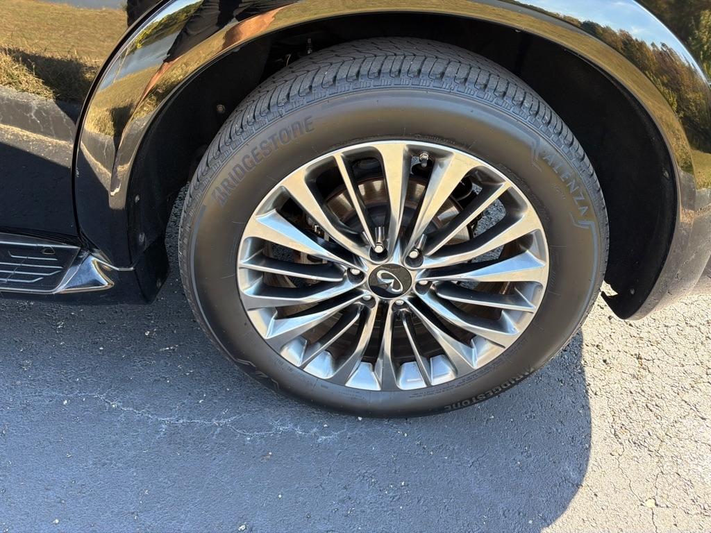 Infiniti QX80 LUXE AWD 2019